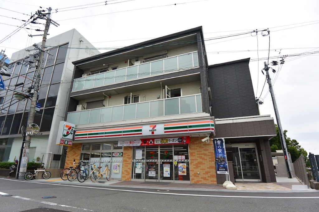 コンビニ　セブンイレブン 御殿山駅前店（コンビニ）まで530m