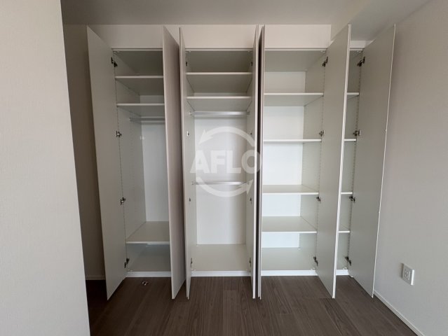 収納　ジオタワー新町　収納