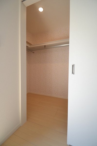 収納　ウォークインクローゼット