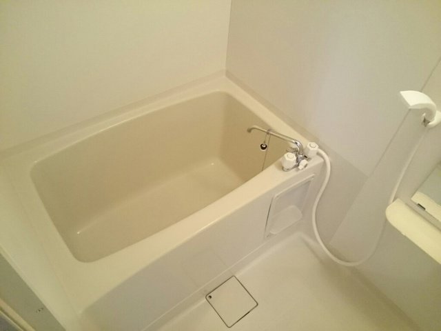 バス・シャワールーム　日々の暮らしに欠かせないお風呂です