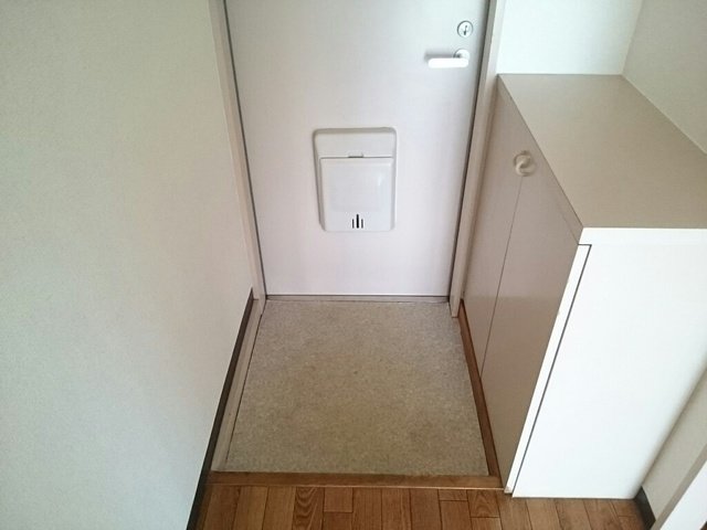玄関　シンプルで使いやすい玄関です