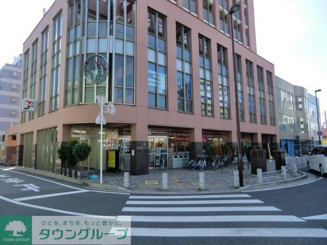 コンビニ　セブンイレブン（コンビニ）まで70m