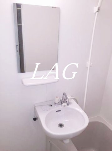 洗面設備　洗面台です。