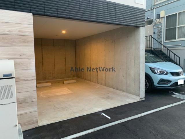 駐車場　駐車場