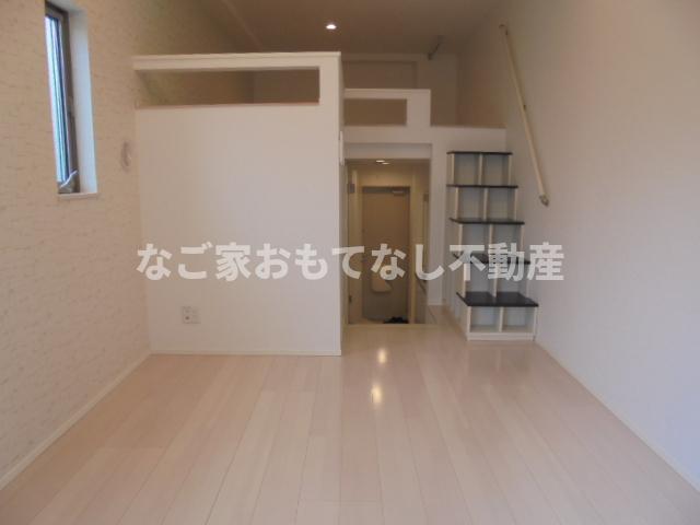 居室・リビング　※同タイプ写真