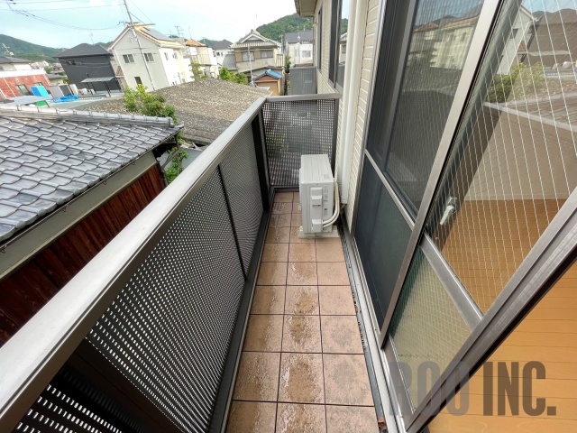 バルコニー　写真は反転のお部屋です