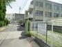 小学校　奈良市立東市小学校（小学校）まで335m