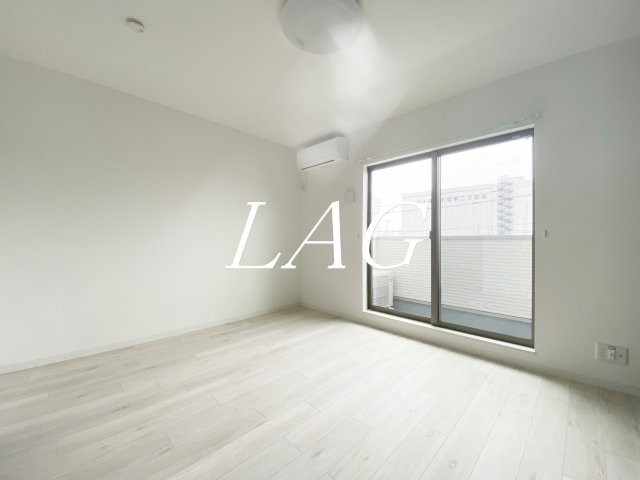 居室・リビング　洋室のお部屋です。（同仕様です。）