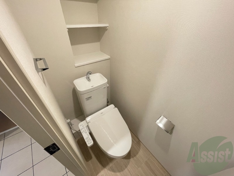トイレ　トイレは、嬉しいウォシュレット付きです。