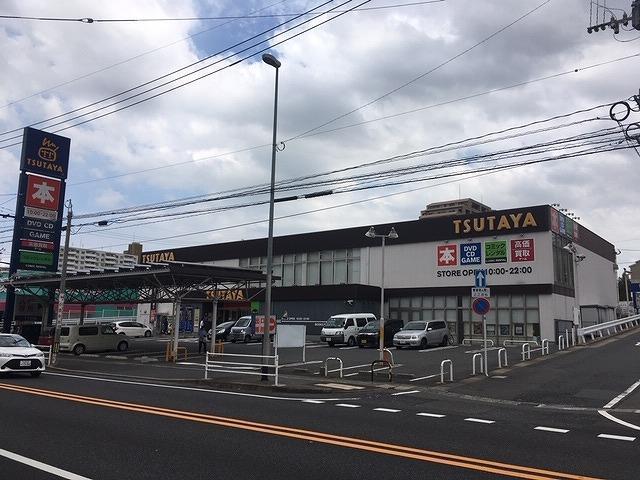 コンビニ　ローソン小倉中井四丁目店（コンビニ）まで350m