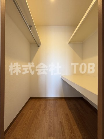 収納　洋室7.2帖　WIC