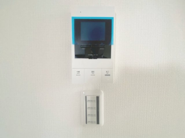 セキュリティ　来訪者の確認のできるモニタ付インターホン