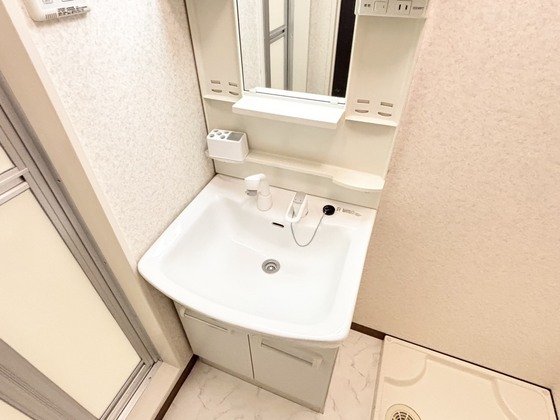 洗面設備　シャンプードレッサー