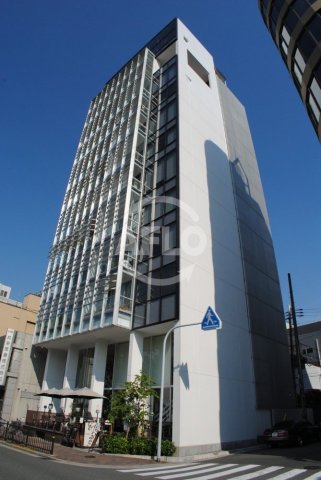 建物外観　グラスハウス　外観