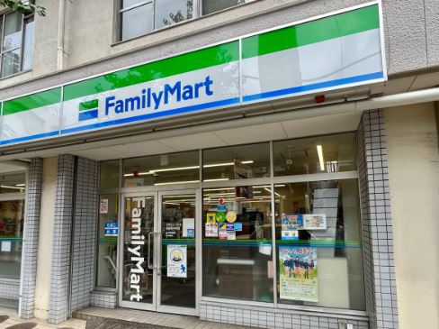 コンビニ　ファミリーマート 武蔵野中町店（コンビニ）まで767m
