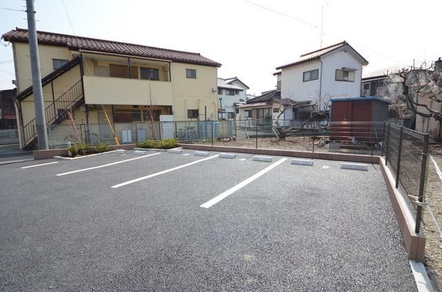 駐車場　☆敷地内駐車場☆