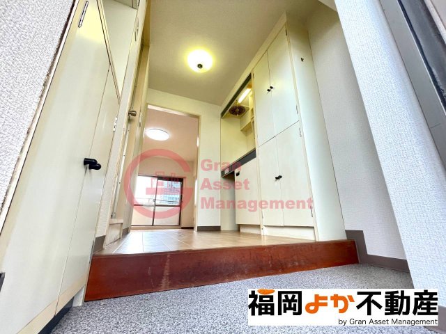 玄関　きれいな玄関です