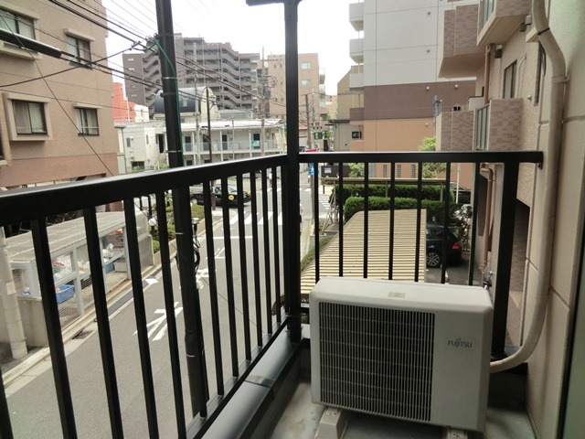 バルコニー　☆洗濯物がよく乾く、風通し良好のバルコニーです。☆