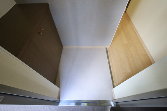 玄関　※別部屋の写真です