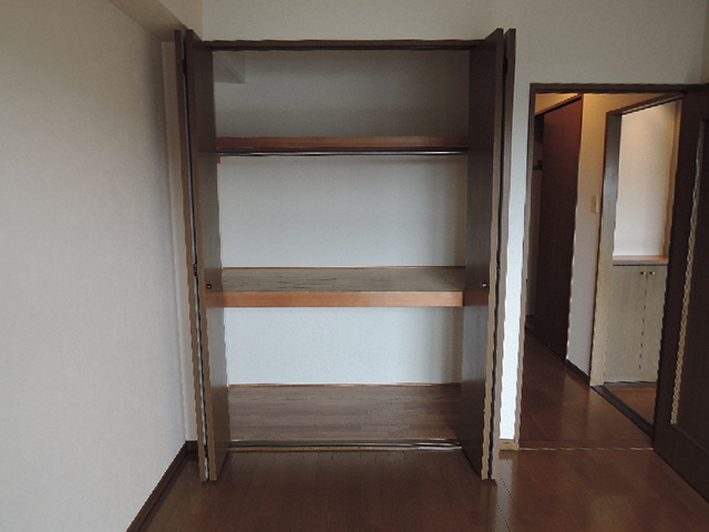 収納　クローゼット