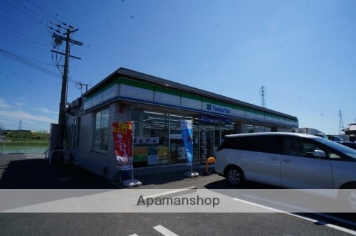 コンビニ　ファミリーマート　木津大谷店（コンビニ）まで572m