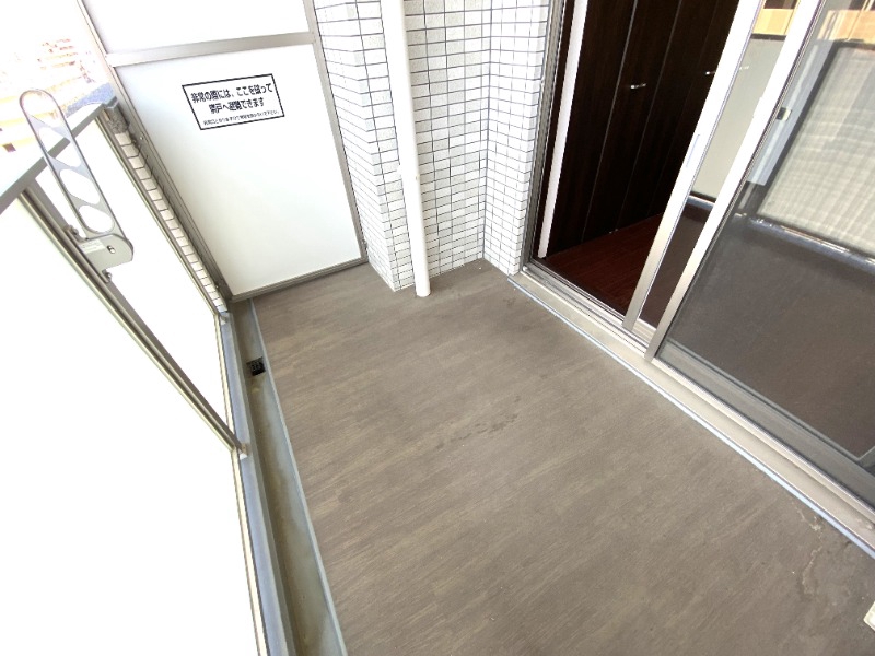 バルコニー　もちろんバルコニー確保です。