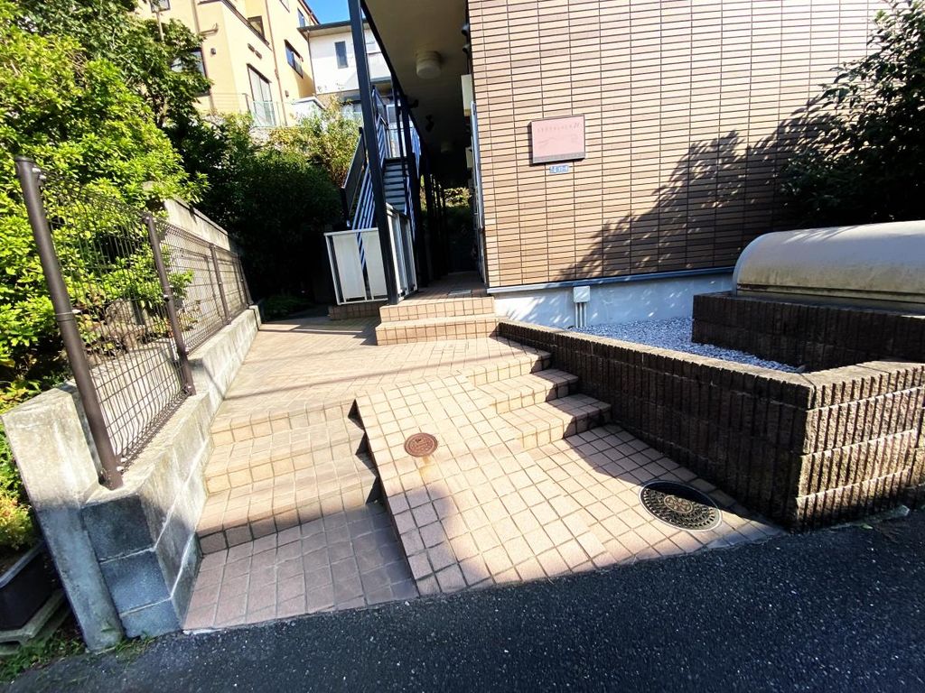 エントランス　エントランス