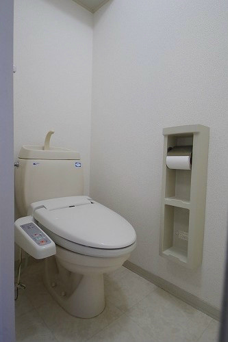 トイレ　※反転室内