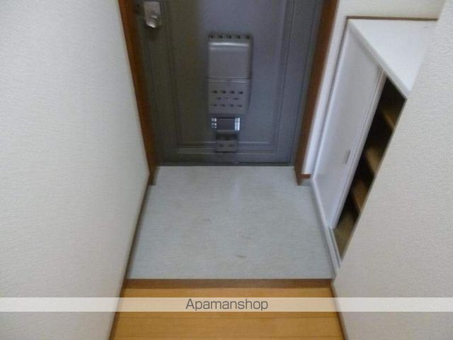 NAビルの玄関写真