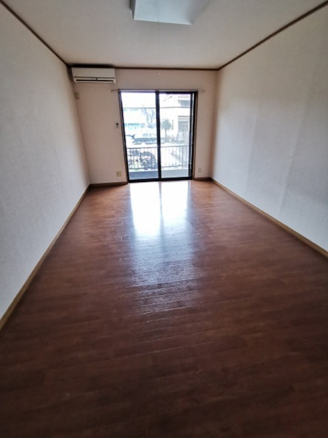居室・リビング　別部屋参考写真