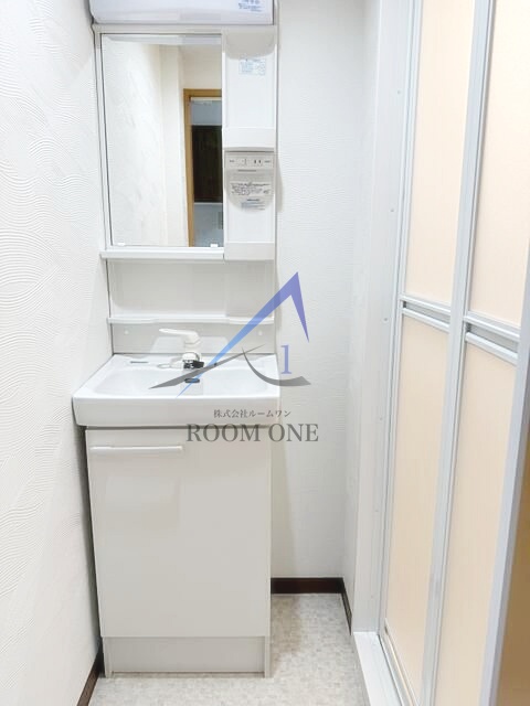 洗面設備　洗面台です。