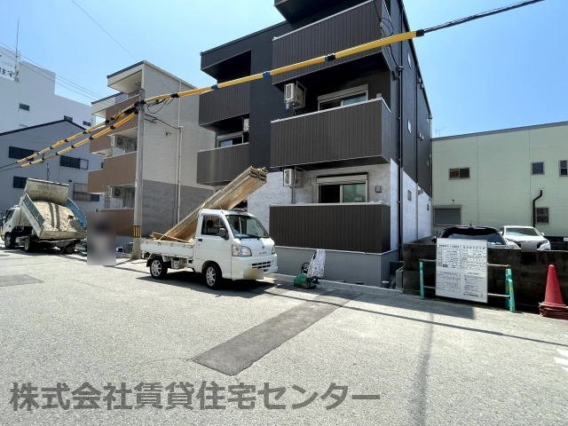 建物外観　建築中