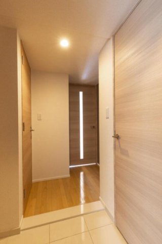 玄関　別部屋参考写真
