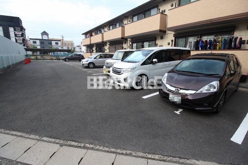 駐車場　駐車場です