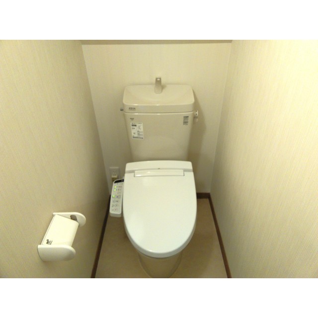 トイレ　※隣部屋　参考写真です