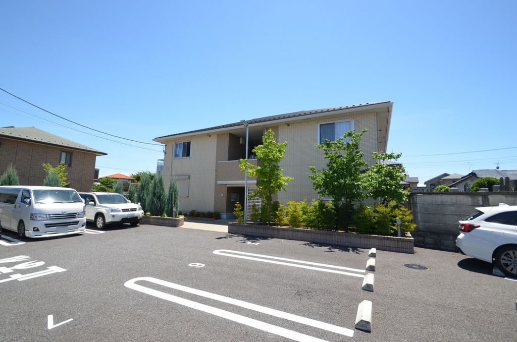 駐車場　駐車場