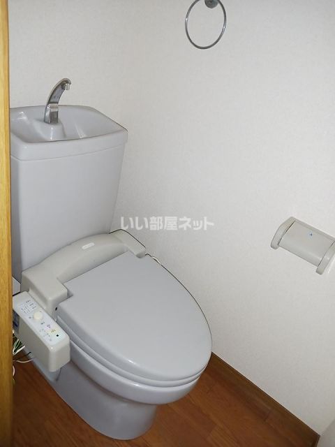 アルコバレーノIのトイレ写真
