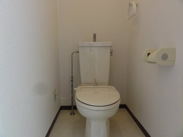 トイレ　別のタイプのお部屋です。