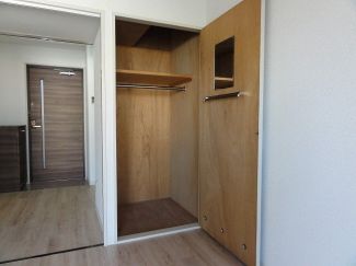 収納　別のタイプのお部屋です。