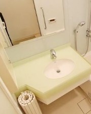 洗面設備　コンパクトで使いやすい洗面所