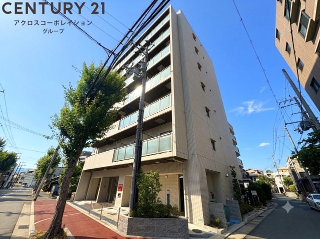 建物外観　カメラ付きインターホンで安心です♪