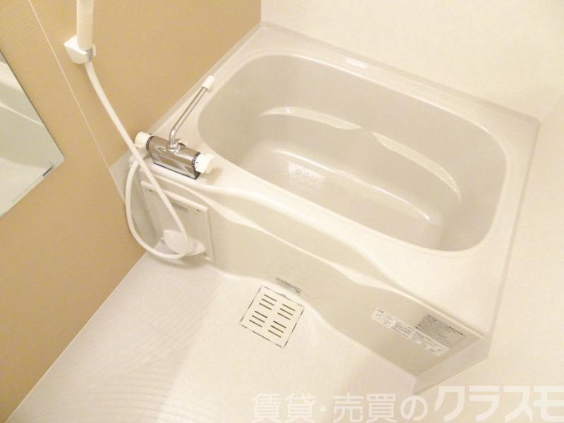 バス・シャワールーム　浴室乾燥機付きバス♪