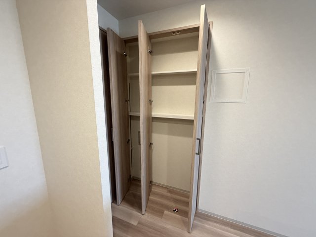 収納　1405号室と同タイプ