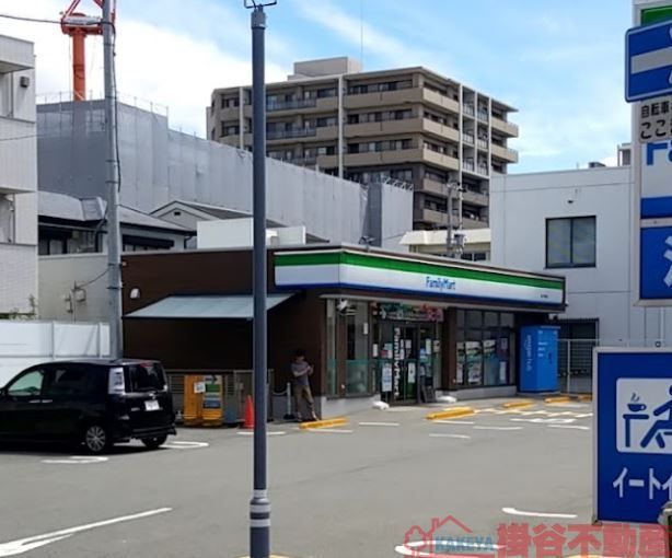 コンビニ　ファミリーマート茨木中穂積店（コンビニ）まで180m