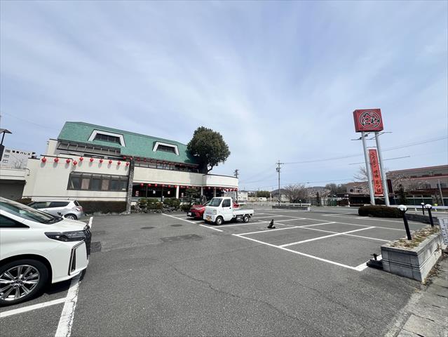 飲食店　べにや（飲食店）まで873m