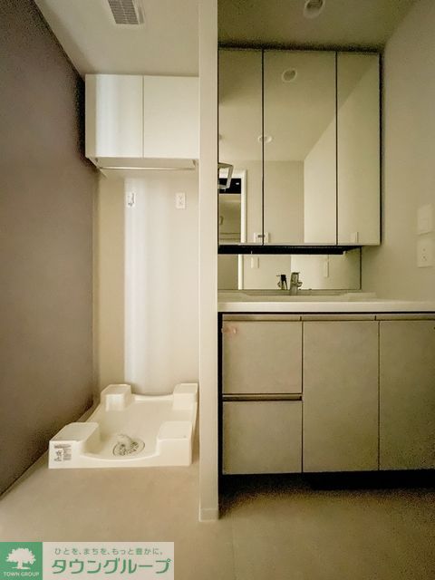 洗面設備　※写真は同タイプ住戸です。
