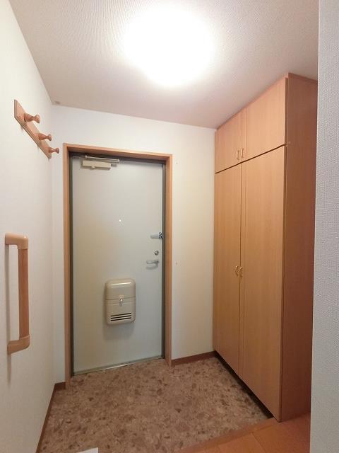 玄関　玄関内