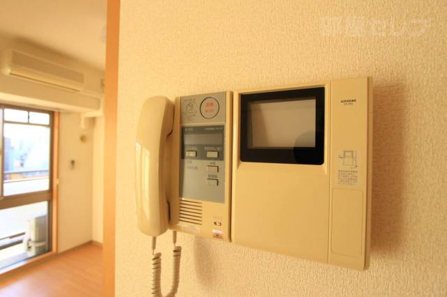 セキュリティ　７０５号室