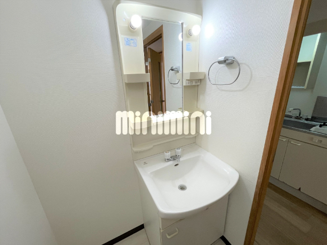 洗面設備　同タイプのお部屋の写真です。