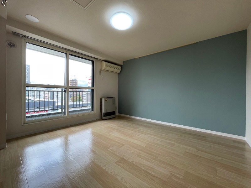 居室・リビング　広くてキレイなお部屋が広がっていて、充実した生活が送れそう。